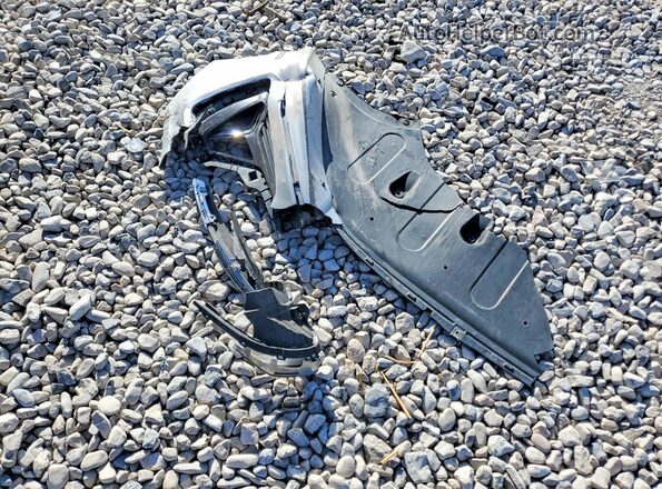 5NPE24AF0KH800605 2019 HYUNDAI SONATA Silver Engine compartment view