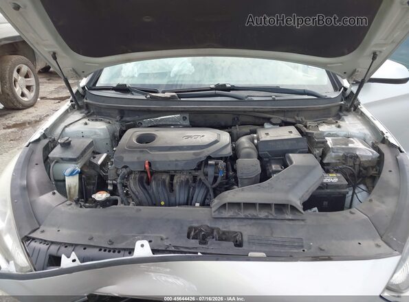 5NPE24AF0KH804993 2019 HYUNDAI SONATA Серебряный Вид сзади