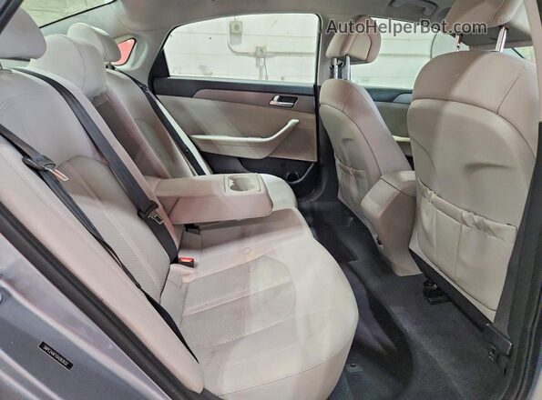 5NPE24AF1GH283032 2016 HYUNDAI SONATA Silver უკანა სავარძლების ხედი