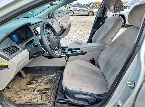 5NPE24AF1GH433897 2016 HYUNDAI SONATA Silver წინა სალონის ხედი