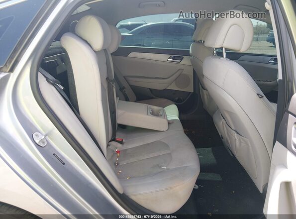 5NPE24AF1HH456064 2017 HYUNDAI SONATA Silver VIN կոդի պիտակի տեսք