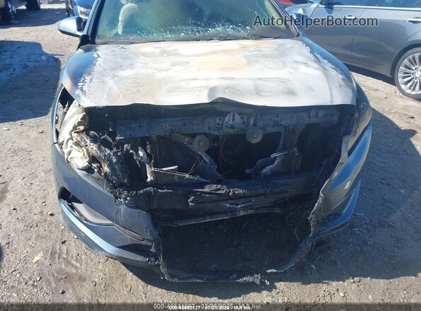 5NPE24AF1HH473477 2017 HYUNDAI SONATA Light Blue Widok z przodu