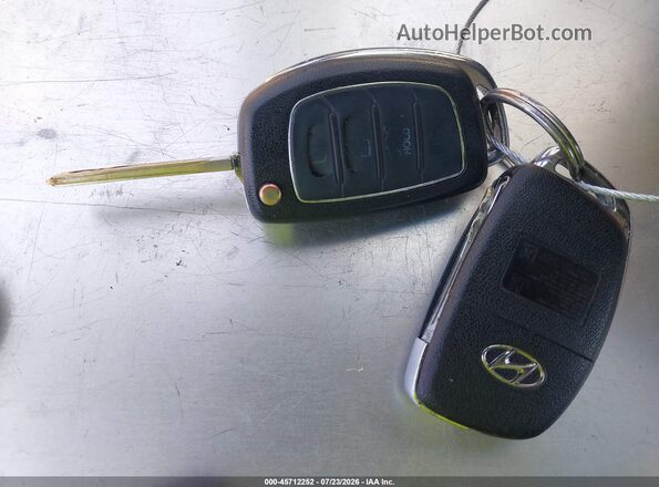 5NPE24AF1HH543219 2017 HYUNDAI SONATA Blue Vista del salpicadero