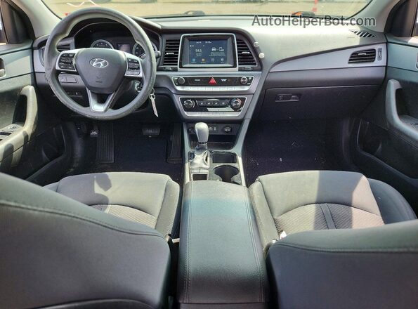 5NPE24AF1JH620144 2018 HYUNDAI SONATA Серый Вид панели приборов