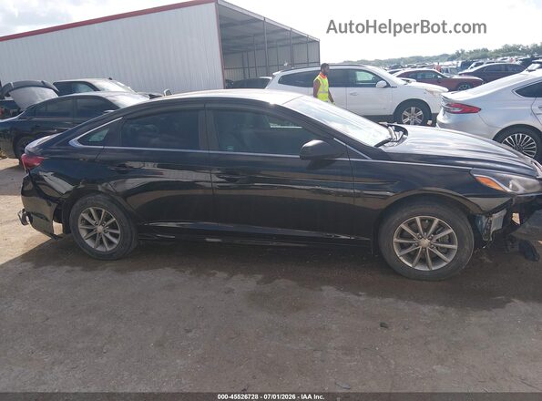 5NPE24AF1JH664306 2018 HYUNDAI SONATA Black Սալոնի հետևի տեսք