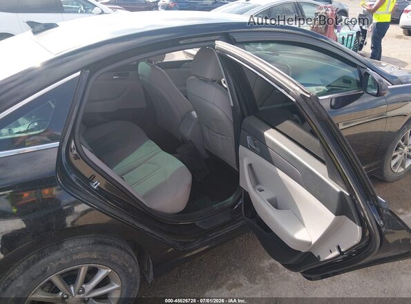 5NPE24AF1JH664306 2018 HYUNDAI SONATA Black VIN կոդի պիտակի տեսք