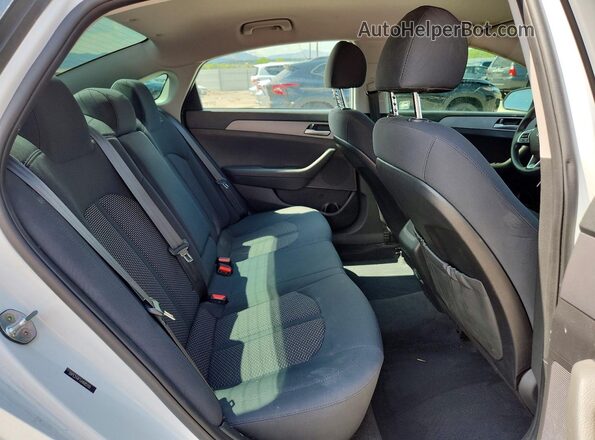 5NPE24AF1JH685155 2018 HYUNDAI SONATA White Вид задніх сидінь