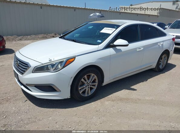 5NPE24AF2GH279832 2016 HYUNDAI SONATA White წინა მარცხენა ხედი სამი მეოთხედიდან