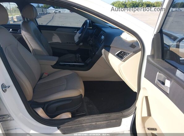5NPE24AF2GH317401 2016 HYUNDAI SONATA White წინა სალონის ხედი