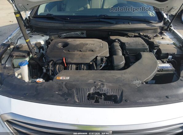5NPE24AF2HH472595 2017 HYUNDAI SONATA White Widok z tyłu