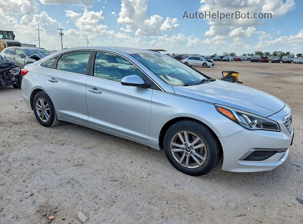 5NPE24AF2HH502792 2017 HYUNDAI SONATA Silver Передня права чверть
