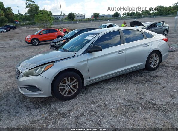 5NPE24AF2HH503974 2017 HYUNDAI SONATA Silver Front left