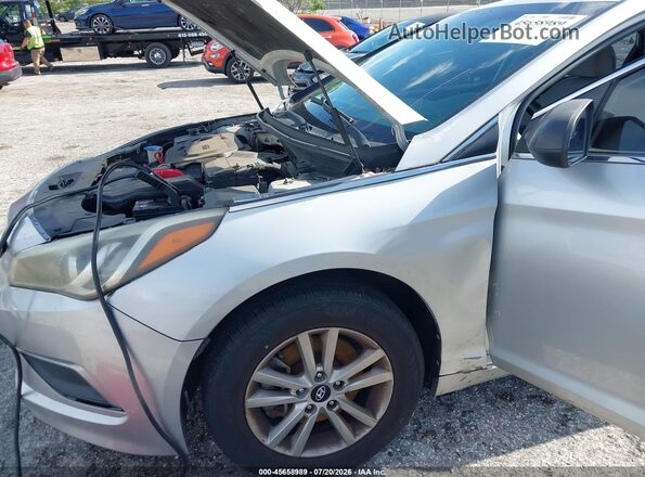 5NPE24AF2HH503974 2017 HYUNDAI SONATA Silver Front view