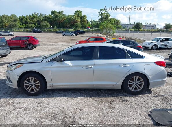 5NPE24AF2HH503974 2017 HYUNDAI SONATA Silver 360 interior view