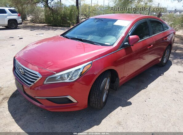 5NPE24AF2HH562832 2017 HYUNDAI SONATA Red Передня ліва чверть