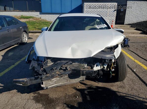 5NPE24AF2HH581140 2017 HYUNDAI SONATA White Front view