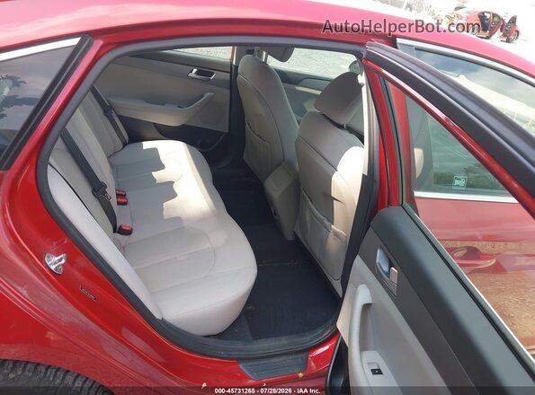 5NPE24AF2HH589660 2017 HYUNDAI SONATA Red VIN կոդի պիտակի տեսք