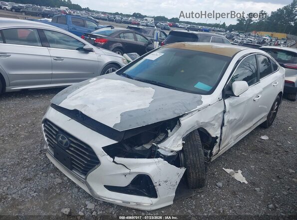 5NPE24AF2JH651189 2018 HYUNDAI SONATA White Vista tres cuartos delantera izquierda