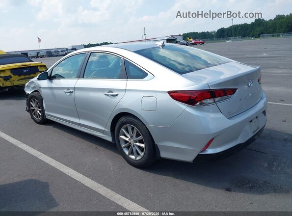 5NPE24AF2JH712069 2018 HYUNDAI SONATA Silver Vista interior de 360 grados