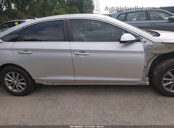 5NPE24AF2KH783063 2019 HYUNDAI SONATA Silver სალონის 360-გრადუსიანი ხედი