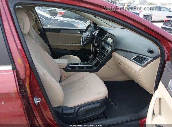 5NPE24AF3GH286627 2016 HYUNDAI SONATA Red Widok wnętrza z przodu