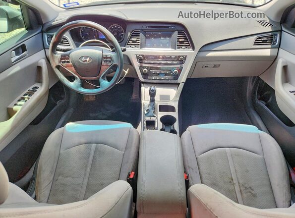 5NPE24AF3GH305418 2016 HYUNDAI SONATA Silver Dashboard view