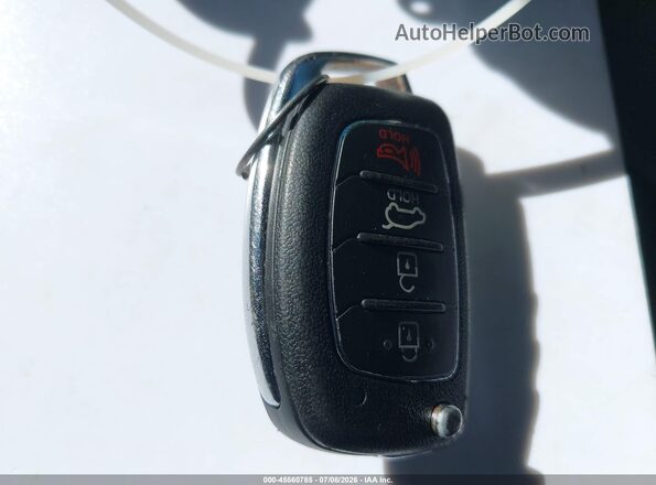 5NPE24AF3GH313891 2016 HYUNDAI SONATA Красный Вид панели приборов