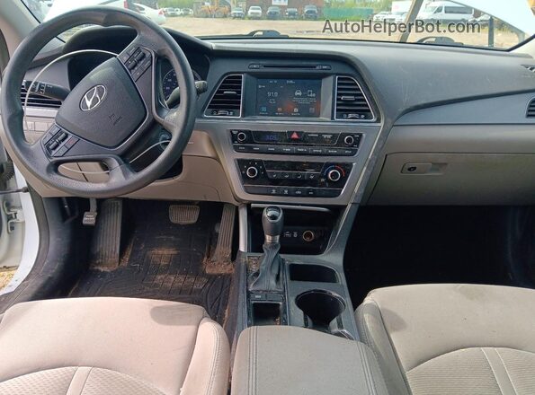 5NPE24AF3GH362170 2016 HYUNDAI SONATA Белый Вид панели приборов