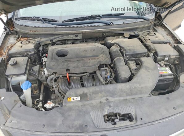 5NPE24AF3GH412940 2016 HYUNDAI SONATA Black Rear interior view