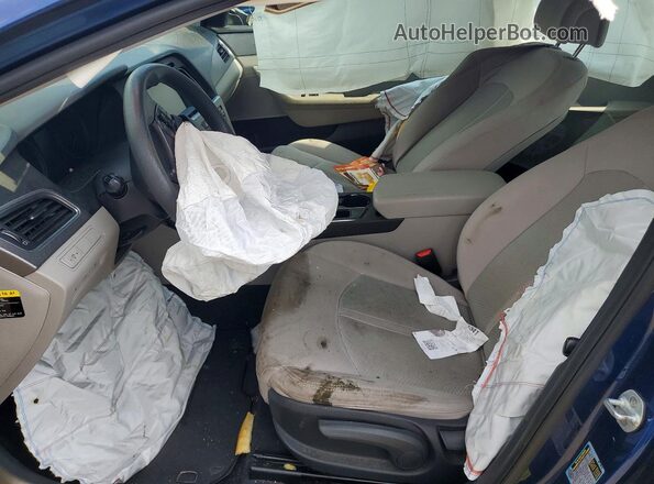 5NPE24AF3HH438617 2017 HYUNDAI SONATA Blue Widok wnętrza z przodu