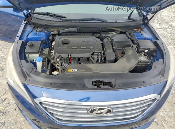 5NPE24AF3HH476834 2017 HYUNDAI SONATA Blue Rear interior view
