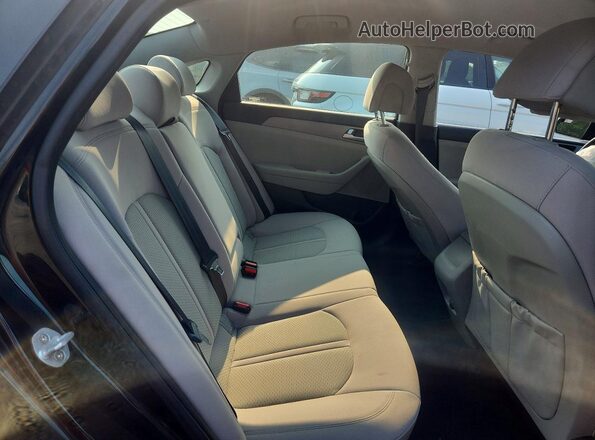 5NPE24AF3HH479748 2017 HYUNDAI SONATA Черный Вид задних сидений