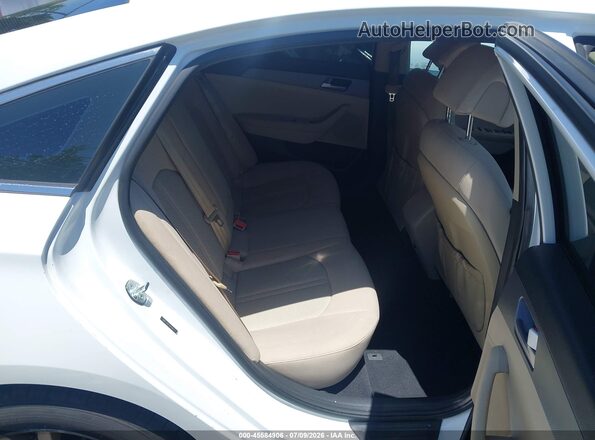 5NPE24AF3HH586122 2017 HYUNDAI SONATA White VIN კოდის სტიკერის ხედი