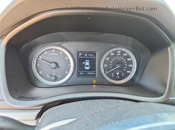 5NPE24AF3JH694746 2018 HYUNDAI SONATA Silver Вид щитка приладів