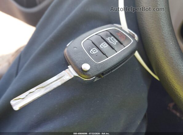 5NPE24AF3KH746183 2019 HYUNDAI SONATA Белый Вид панели приборов