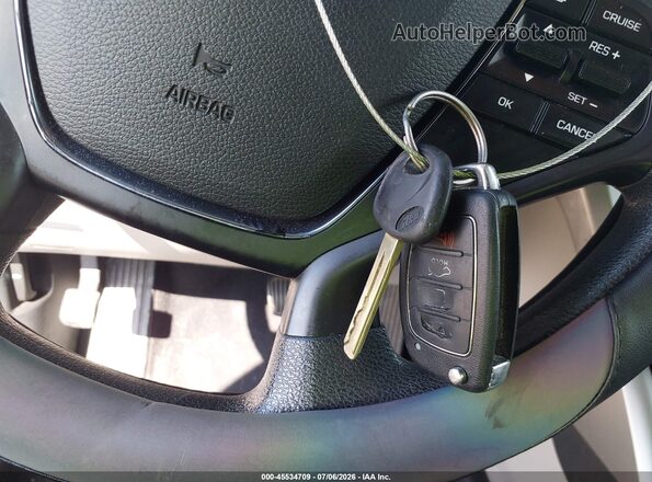 5NPE24AF4GH271750 2016 HYUNDAI SONATA Blue Dashboard view