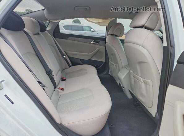 5NPE24AF4GH285017 2016 HYUNDAI SONATA White უკანა სავარძლების ხედი
