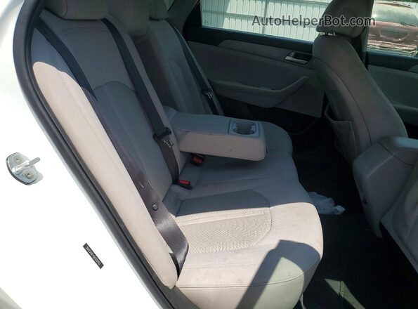 5NPE24AF4GH333793 2016 HYUNDAI SONATA White უკანა სავარძლების ხედი