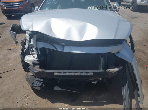 5NPE24AF4GH358287 2016 HYUNDAI SONATA Silver Widok z przodu