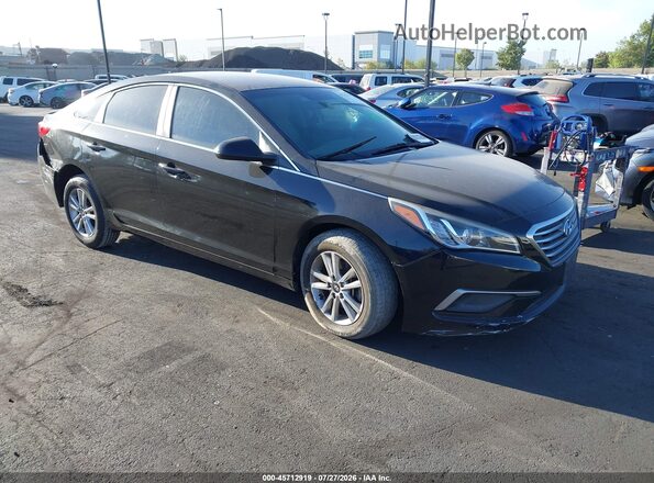 5NPE24AF4HH503684 2017 HYUNDAI SONATA Черный Вид спереди