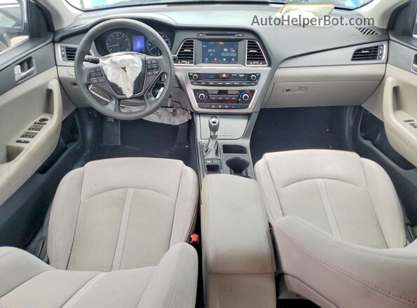 5NPE24AF4HH507735 2017 HYUNDAI SONATA White Widok deski rozdzielczej
