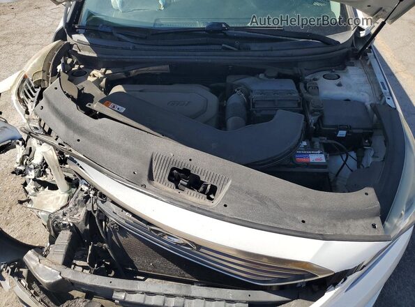 5NPE24AF4HH507735 2017 HYUNDAI SONATA White Widok wnętrza z tyłu