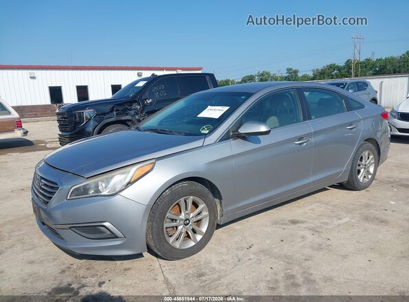 5NPE24AF4HH521571 2017 HYUNDAI SONATA Gray Vista tres cuartos delantera izquierda