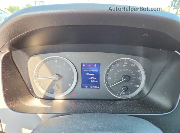 5NPE24AF4HH523241 2017 HYUNDAI SONATA Красный Вид щитка приборов
