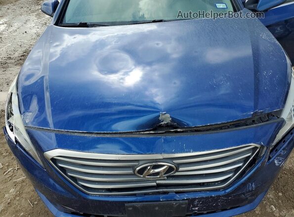 5NPE24AF4HH556031 2017 HYUNDAI SONATA Синий Вид задней части салона