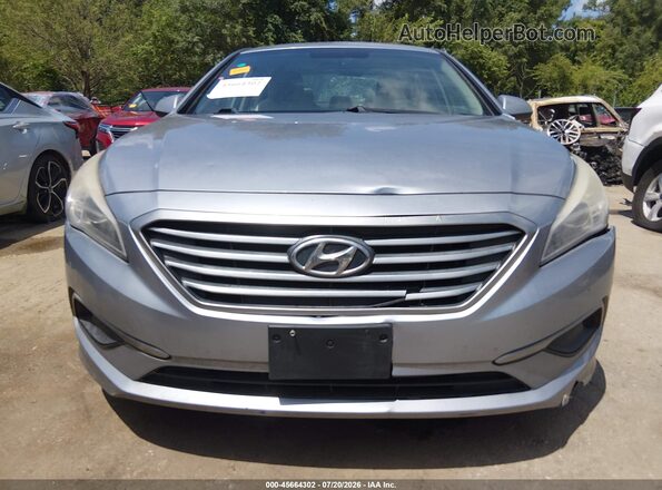 5NPE24AF4HH559026 2017 HYUNDAI SONATA Gray Front view