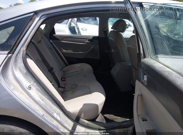 5NPE24AF4HH559026 2017 HYUNDAI SONATA Gray VIN sticker view