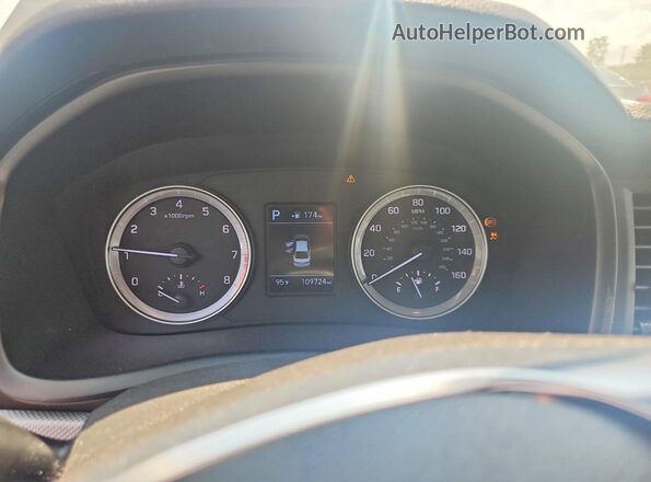 5NPE24AF4JH598415 2018 HYUNDAI SONATA Black Instrument cluster view