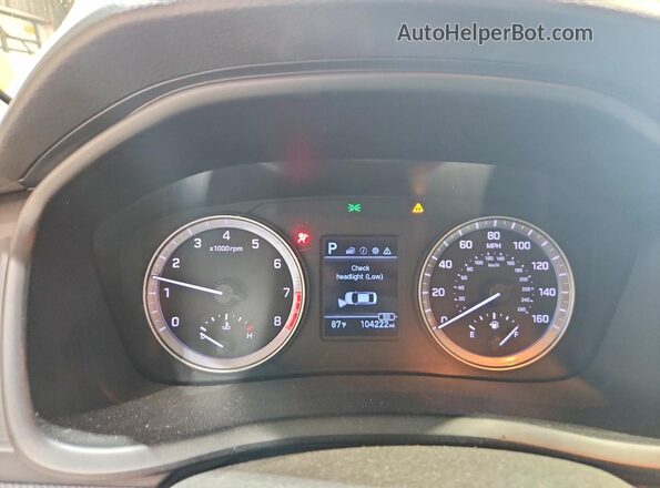 5NPE24AF4JH629338 2018 HYUNDAI SONATA White Սարքավորումների վահանակի տեսք