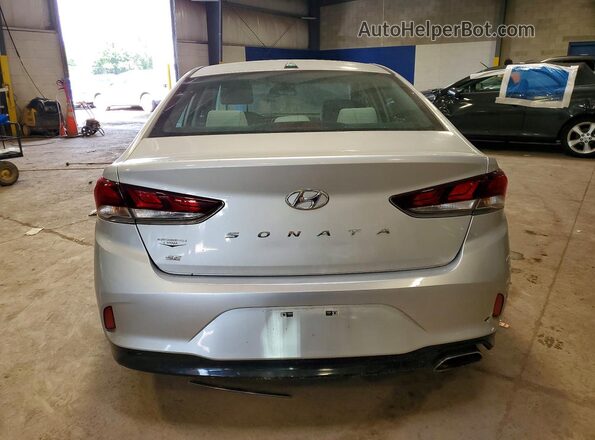 5NPE24AF4JH634569 2018 HYUNDAI SONATA Gray უკანა ხედი